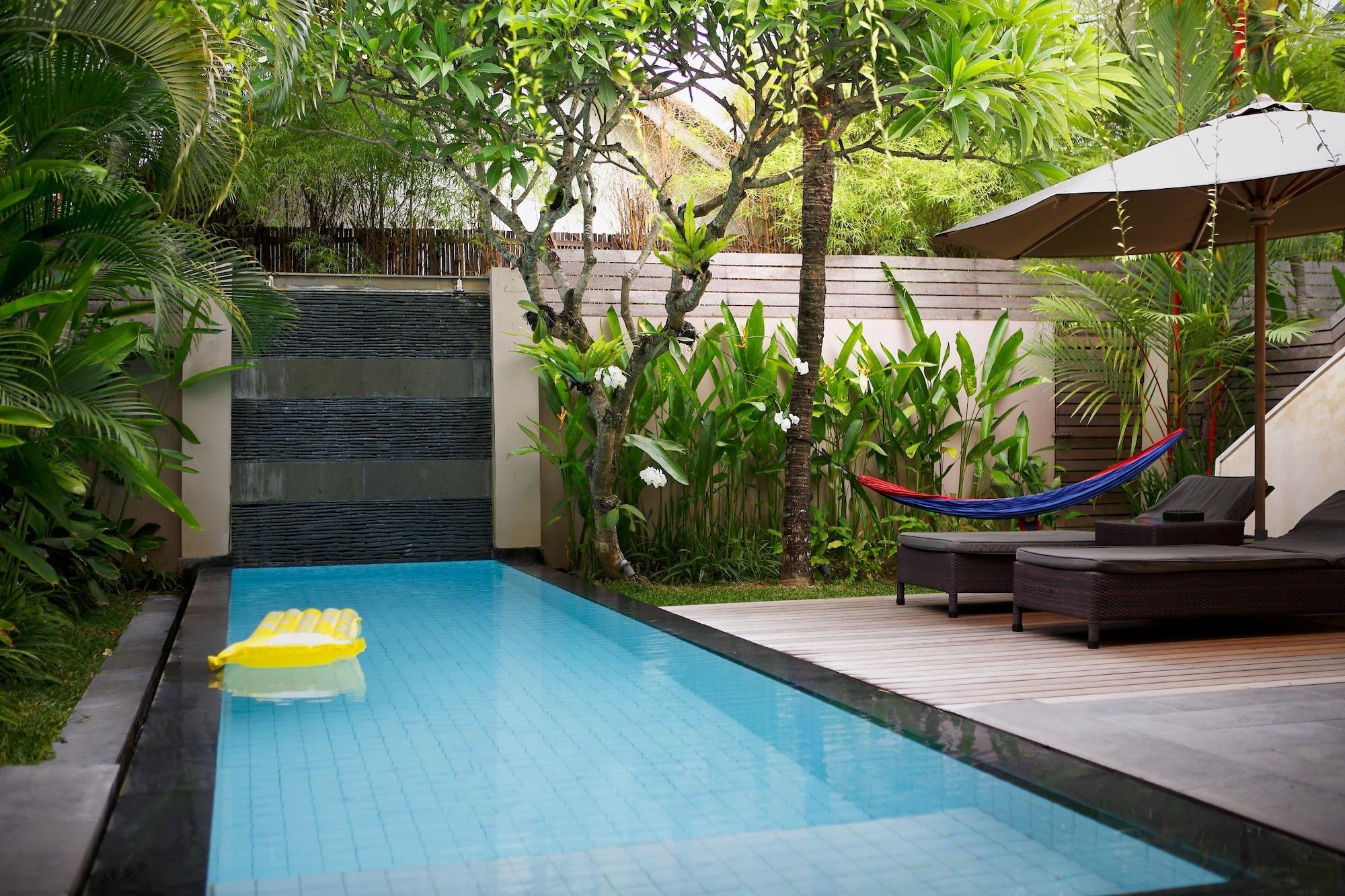 Bali Island Villas And Spa Seminyak Exterior photo