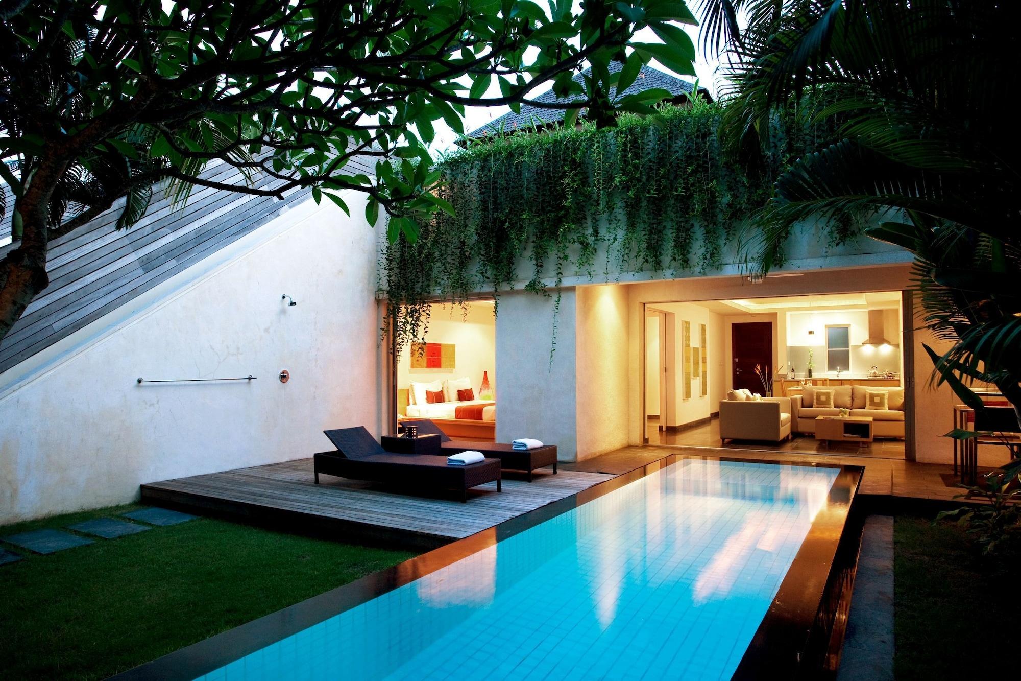 Bali Island Villas And Spa Seminyak Exterior photo